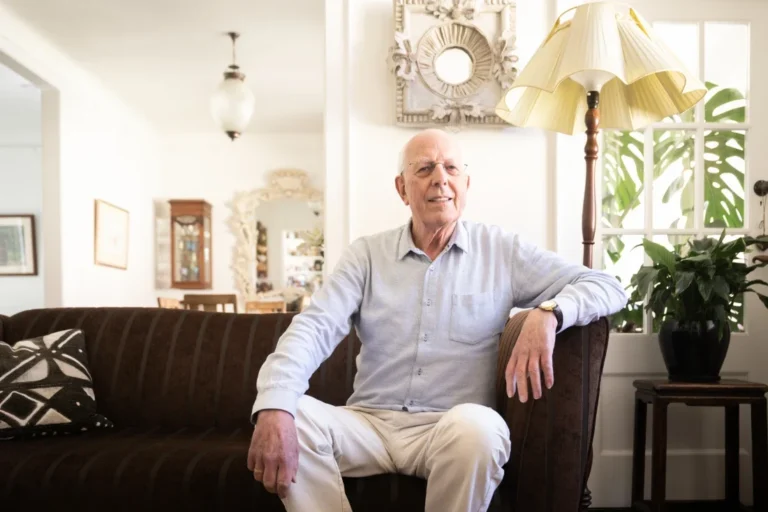 Lessons From My Mentor: Peter Thornhill’s Guide to Long-Term Investing  