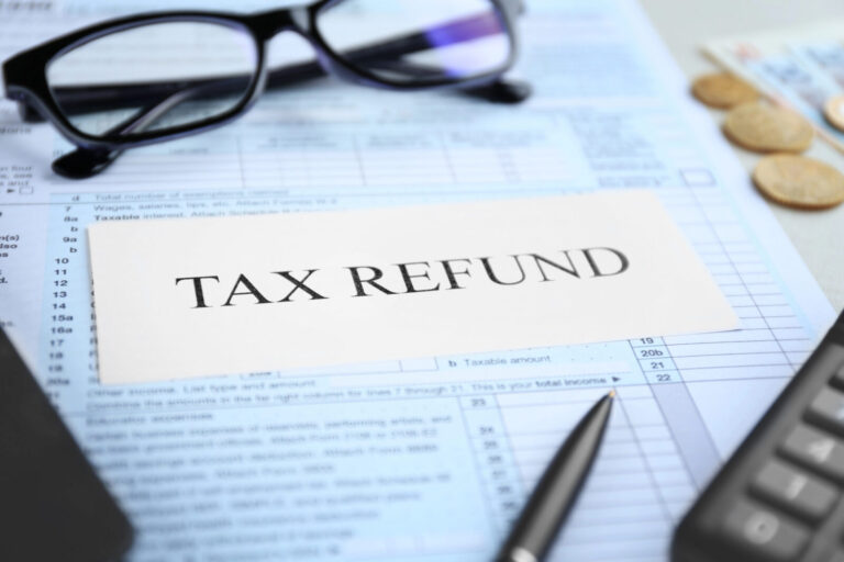 Smart Ways to Use Your Tax Refund This Year
